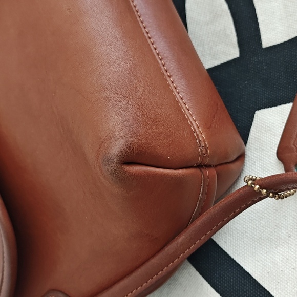 Vintage Coach - Quincy - Picture 3 of 12